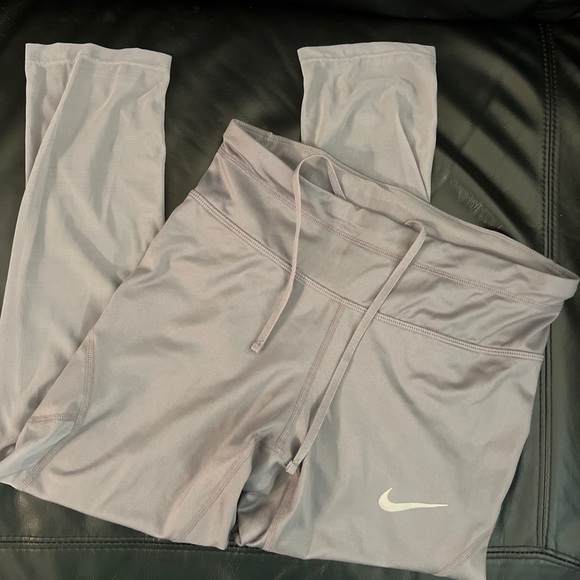 NIKE Leggings Epic Crop Tight Dri-Fit Athletic Pants Running Gray Mesh Capri S - Picture 1 of 7
